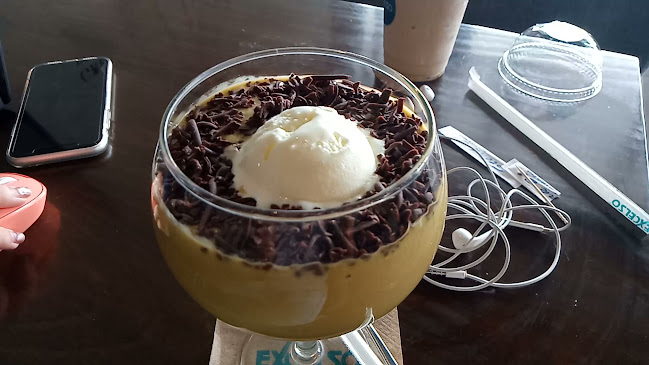 Opinii despre Excelso - Pesona Square în Kota Depok - Gastronomi dan perhotelan