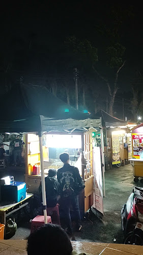 Sate Gurita si Endut - Gastronomi dan perhotelan