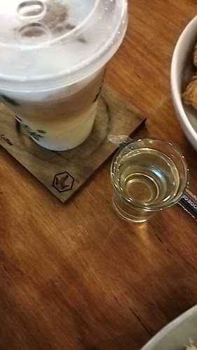 Opinii despre Nyaman Coffee în Kota Mataram - Gastronomi dan perhotelan