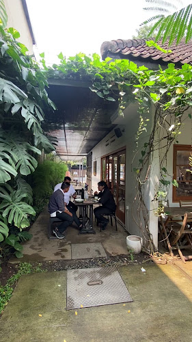 Comentarii opinii despre LAMANSUA Coffee & Eatery