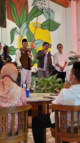 Comentarii opinii despre ombasskaferesto