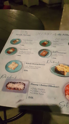 Opinii despre Arah Awan Coffee & Bar în Kota Semarang - Gastronomi dan perhotelan