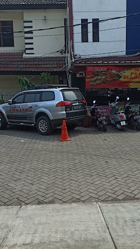 Opinii despre Masakan Jawa GriyaKu în Kota Tangerang Selatan - Gastronomi dan perhotelan