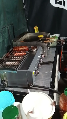 Emang Babi Street Food - Gastronomi dan perhotelan