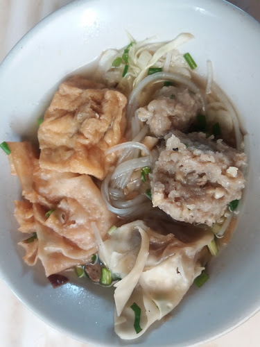 Comentarii opinii despre Bu Ayu Bakso