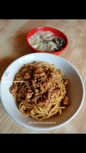 Opinii despre Mie Rica Kejaksaan în Kota Bandung - Gastronomi dan perhotelan