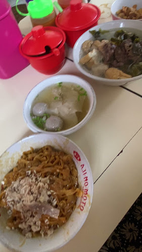 Mie Kebon Tangkil / Mie Koey Fong