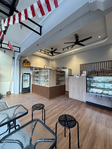 Opinii despre Cinta Bakery în Kota Denpasar - Gastronomi dan perhotelan