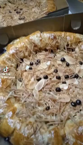 Opinii despre @FamilyFood(Bolen Pizza) în Kota Cimahi - Gastronomi dan perhotelan