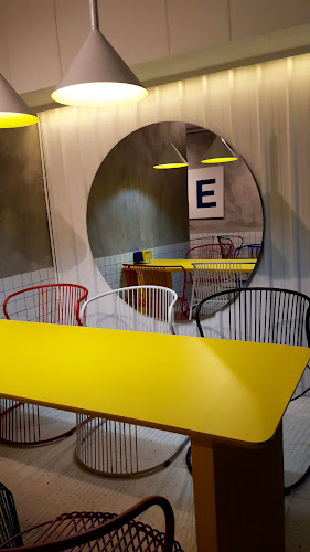 150 blok A5, Jl. Diponegoro, Dauh Puri Klod, Kec. Denpasar Bar., Kota Denpasar, Bali 80114