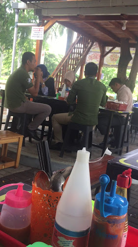 Komp. Blok E6, Jalan Ciputat Indah, cigabus kel, Kaligandu, Kec. Serang, Kota Serang, Banten 42116