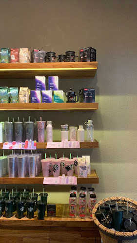 Starbucks Siliwangi Sukabumi - Kota Sukabumi