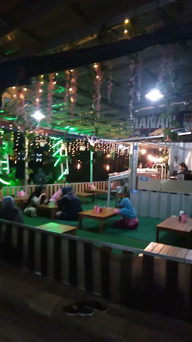 Opinii despre Rembuk kopi în Kota Depok - Gastronomi dan perhotelan