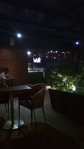 Opinii despre SKY LOUNGE în Kota Jambi - Gastronomi dan perhotelan