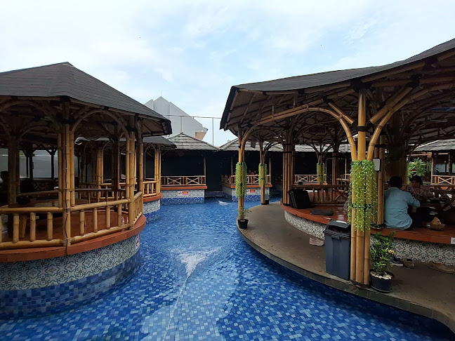 Kampung Kecil Cirebon - Gastronomi dan perhotelan