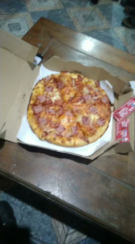 Domino's Pizza - Gastronomi dan perhotelan