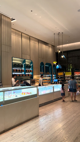 Goolali Gelato Bar & Patisserie - Gastronomi dan perhotelan