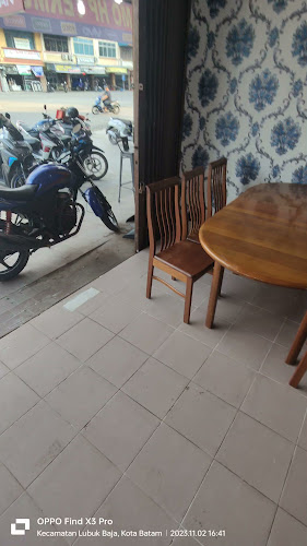 Comentarii opinii despre Rumah Makan Prasmanan 2