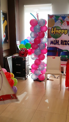 Jl. Diponegoro No.217 006, RT.006/RW.10, Darmo, Kec. Wonokromo, Surabaya, Jawa Timur 60241