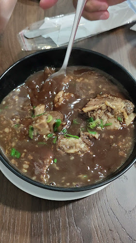 Opinii despre La Basil Koffie & Resto în Kota Bandung - Gastronomi dan perhotelan