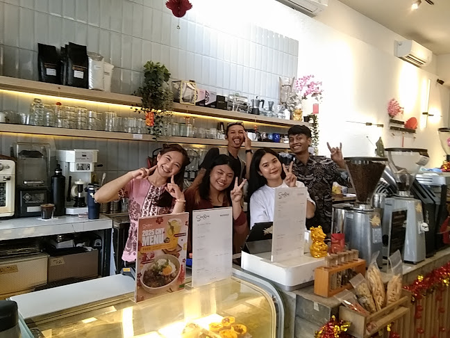 Jl. A. Rivai, Madras Hulu, Kec. Medan Polonia, Kota Medan, Sumatera Utara 20151