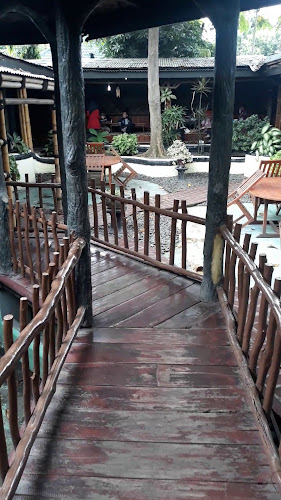 V5J3+RM8, Jl. Moh. Yusuf Martadilaga, Cipare, Kec. Serang, Kota Serang, Banten 42117