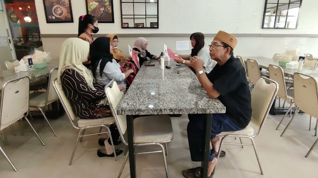 Ayam Goreng Djakarta - Gastronomi dan perhotelan