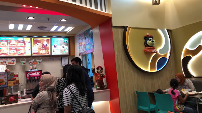 Opinii despre A&W Restoran - TSM Cibubur în Kota Depok - Gastronomi dan perhotelan