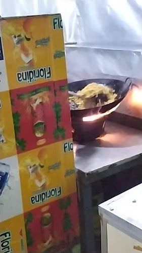 Opinii despre RM. Hosana - New Era în Kota Tangerang - Gastronomi dan perhotelan