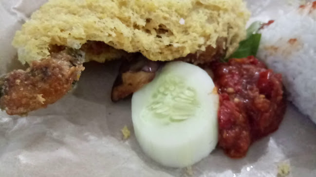 Wr. Ayam Kremes Endang Joko cabang MT Haryono - Gastronomi dan perhotelan