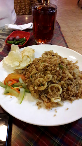 Opinii despre Tip Top Restaurant în Kota Medan - Gastronomi dan perhotelan
