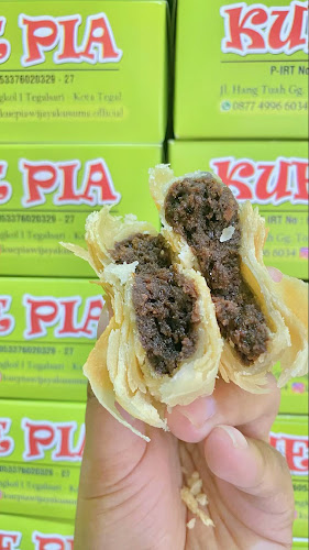 Comentarii opinii despre Kue Pia Wijaya Kusuma (Latopia Oleh-oleh Khas Tegal)