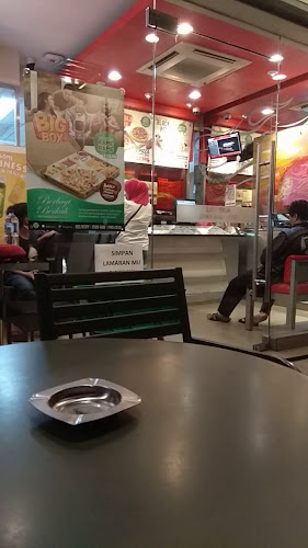 Pizza Hut Delivery - PHD Karawitan Bandung - Gastronomi dan perhotelan