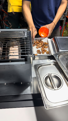 Opinii despre Emang Babi Street Food în Kota Bandar Lampung - Gastronomi dan perhotelan