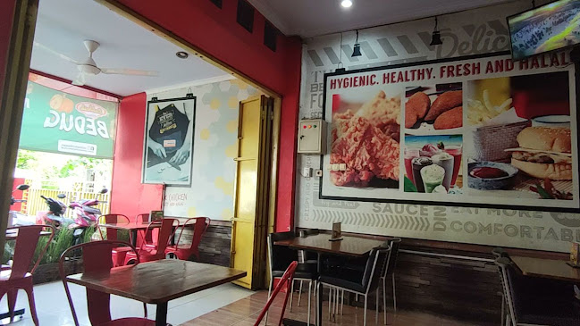 Opinii despre Labbaik Chicken Jombang în Kota Cilegon - Gastronomi dan perhotelan