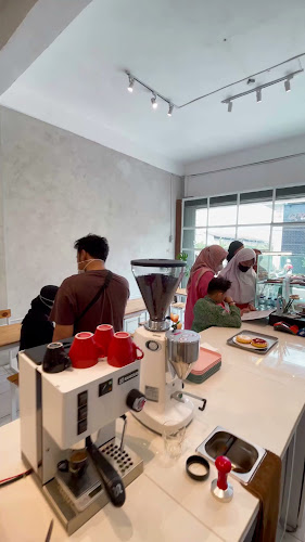 Brainssuck Coffee & Donuts - Kota Magelang