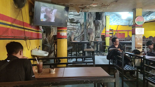 Warkop Podo Mampir - Surabaya