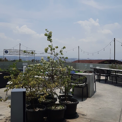 Arah Awan Coffee & Bar