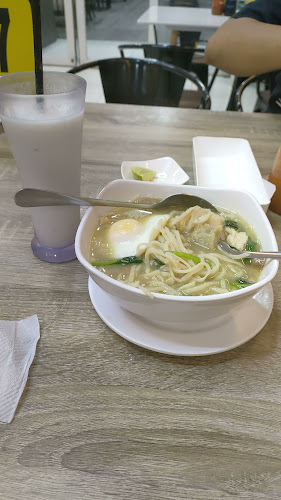 Opinii despre Mie garing sulawesi în Kota Kendari - Gastronomi dan perhotelan