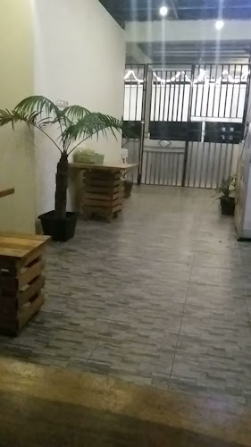 Kedai UTAMI & Ayam Geprek ABAH