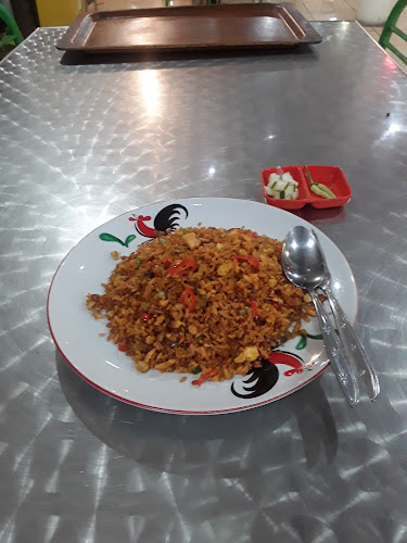 Opinii despre Nasi Goreng Wijaya Surabaya în Surabaya - Gastronomi dan perhotelan