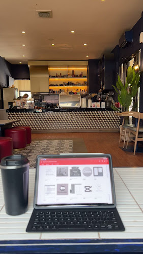 Nyeruput Coffee & Shisha - Gastronomi dan perhotelan