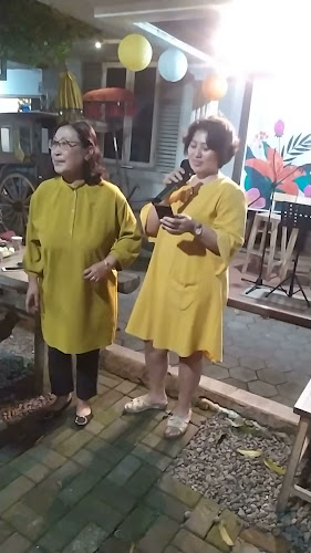 Penyetan Sedekah Bunda - Gastronomi dan perhotelan