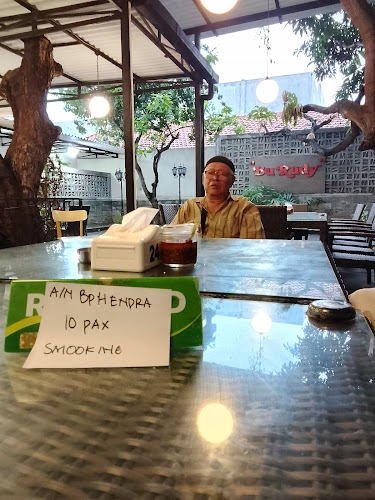 Comentarii opinii despre Depot Bu Rudy Anjasmoro Surabaya