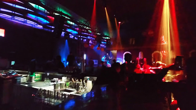 Opinii despre Forplay Kitchen & Bar în Kota Manado - Gastronomi dan perhotelan