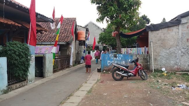 Opinii despre Dapur ubay seafood în Kota Tangerang Selatan - Gastronomi dan perhotelan