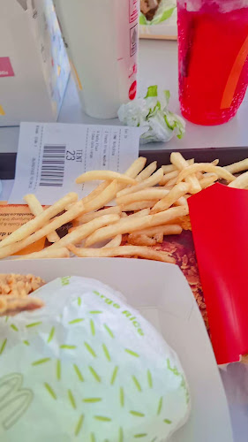 Opinii despre Mc'D MT HARYONO în Kota Balikpapan - Gastronomi dan perhotelan