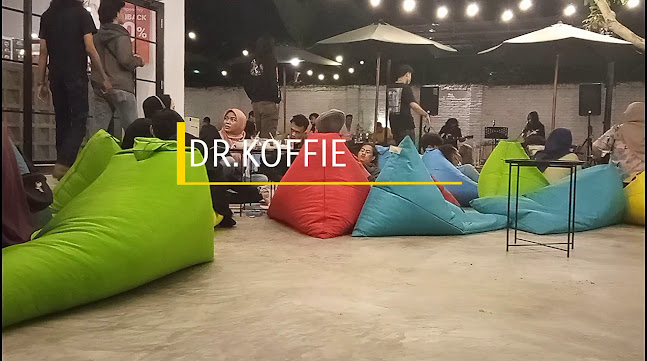 Opinii despre Dr.KOFFIE HQ în Kota Bandar Lampung - Gastronomi dan perhotelan