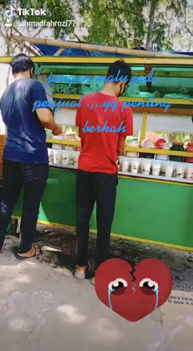 Opinii despre Es Teler 77 Khas Mataram NTB în Kota Parepare - Gastronomi dan perhotelan