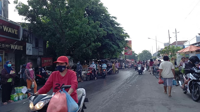 Opinii despre Pasar Purwogondo în Kota Semarang - Gastronomi dan perhotelan